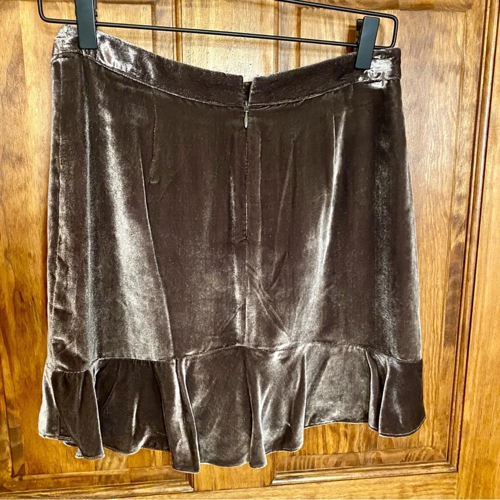 Madewell Crushed Velvet & Silk Ruffle Hem Mini Skirt Gray Silver Sz 2 NWT